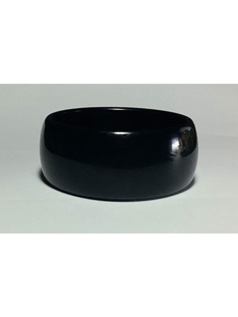 Vintage Mod Wide Black Lucite Bangle Bracelet Minimalist Stackable - Picture 4 of 8